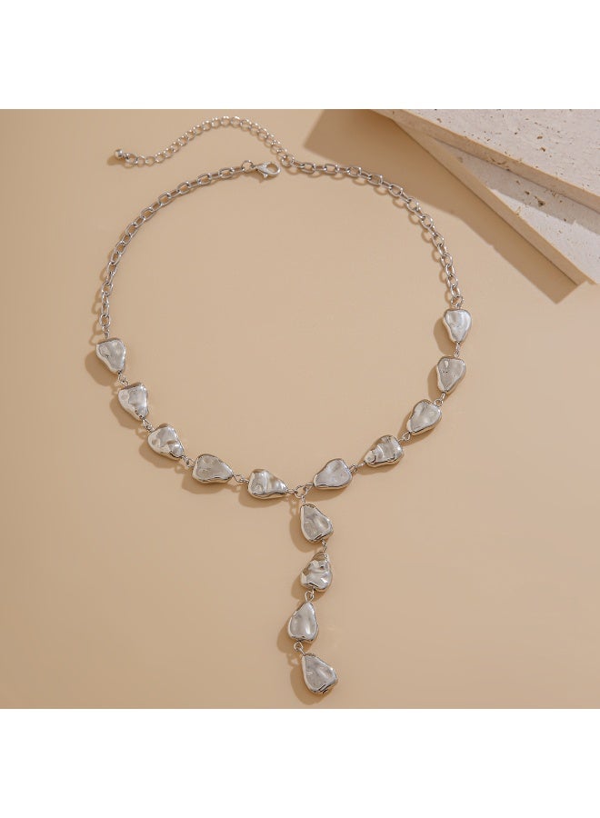 حقل سلسلة عنق بتصميم باروك غير متساوٍ على شكل حرف Y - Image 2